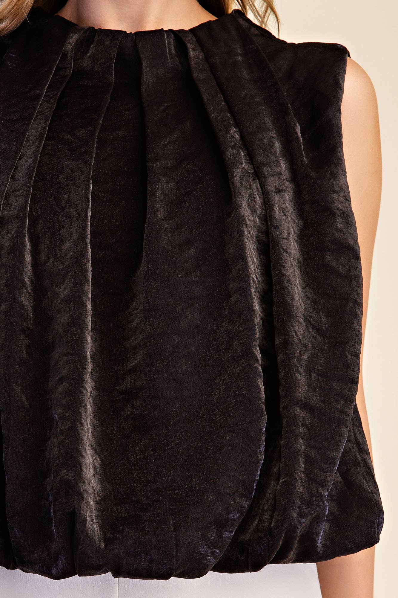 The Becca Balloon Top - Black