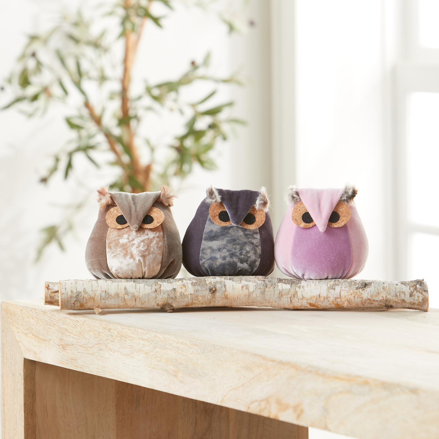 Whimsical Velvet Owl - Taupe
