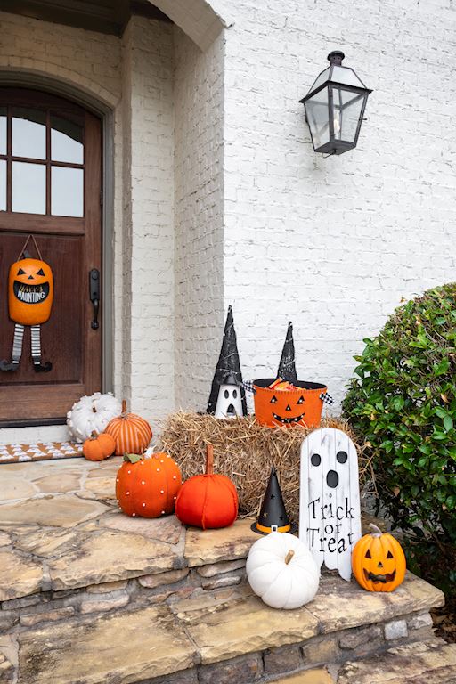 Reversible Ghost/Pumpkin Bucket