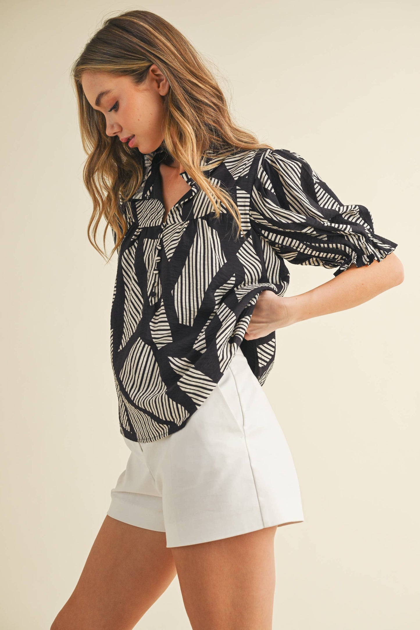 Geo Puff Sleeve Blouse