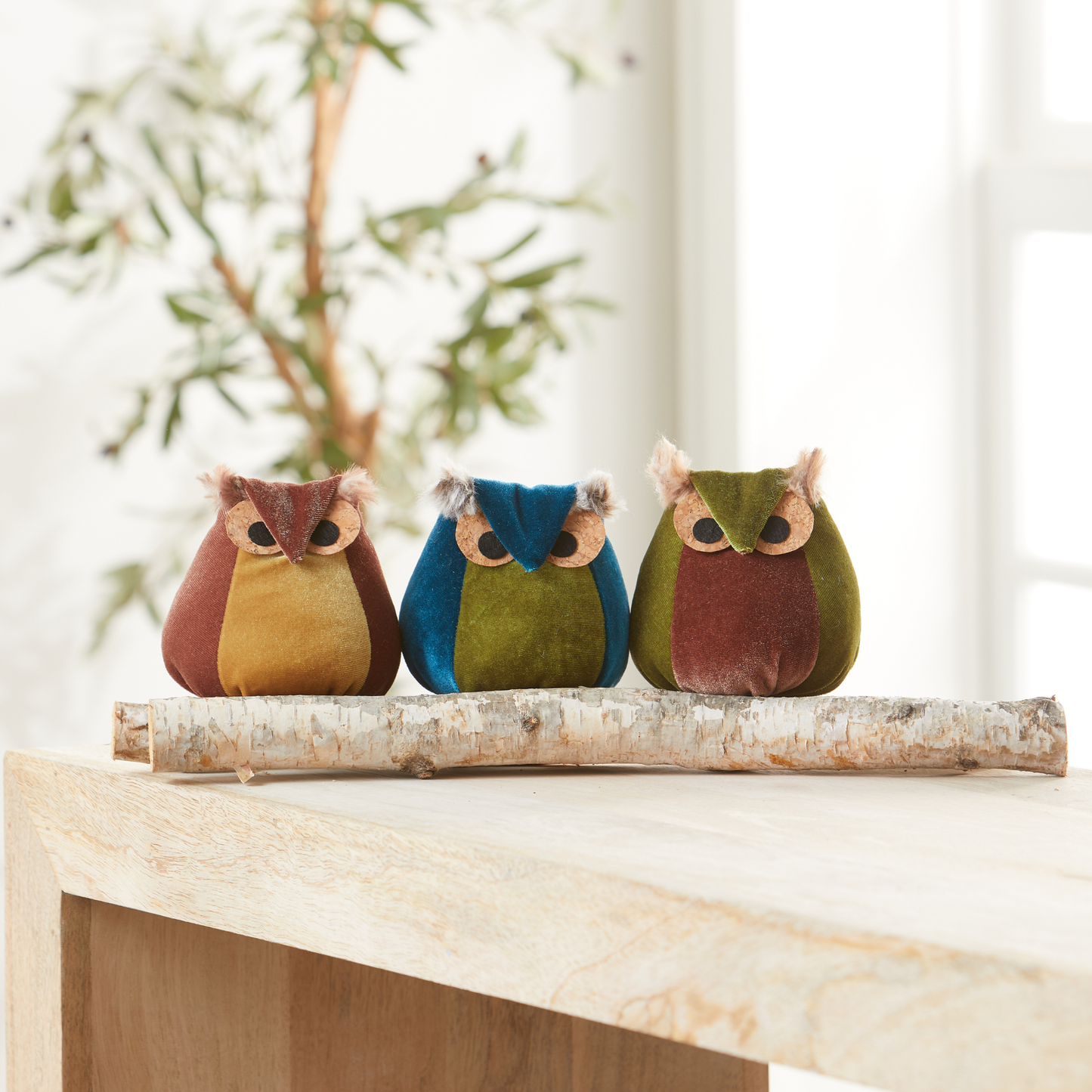 Whimsical Velvet Owl - Taupe