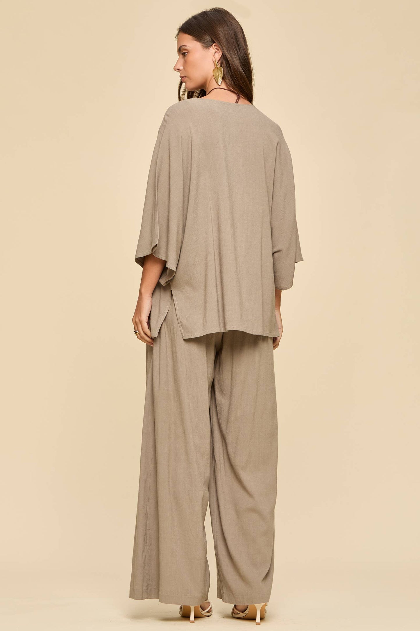 The Sophia Linen Set: Taupe
