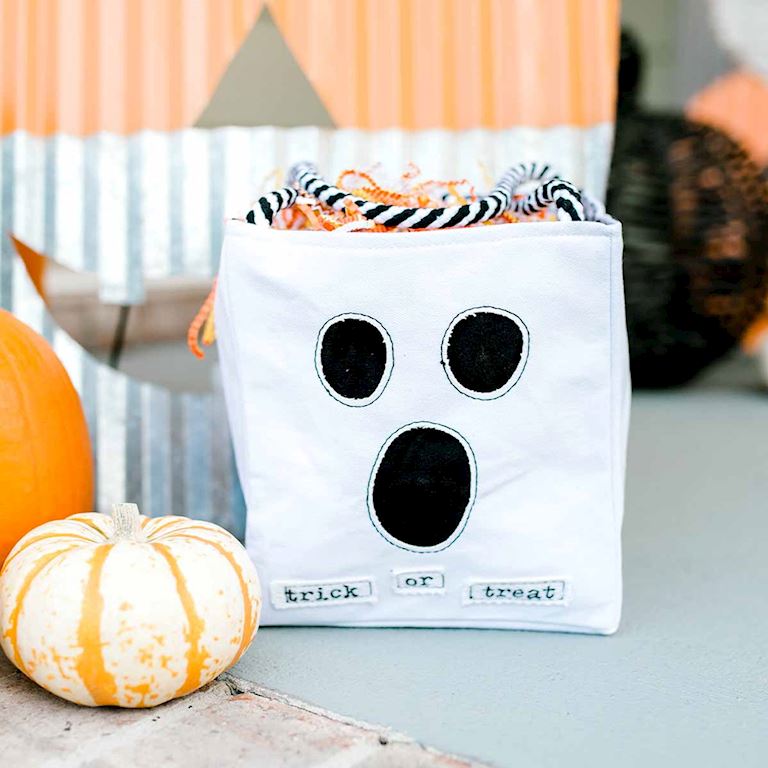 Light Up Candy Bag - Ghost