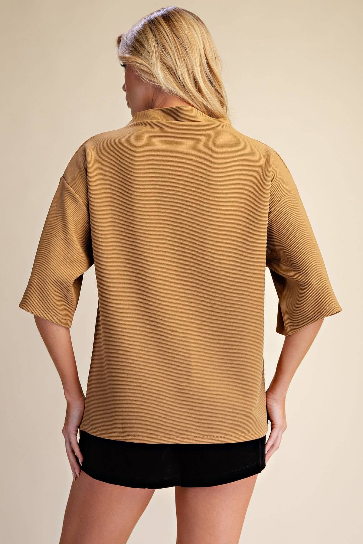 The Annie Top: Camel
