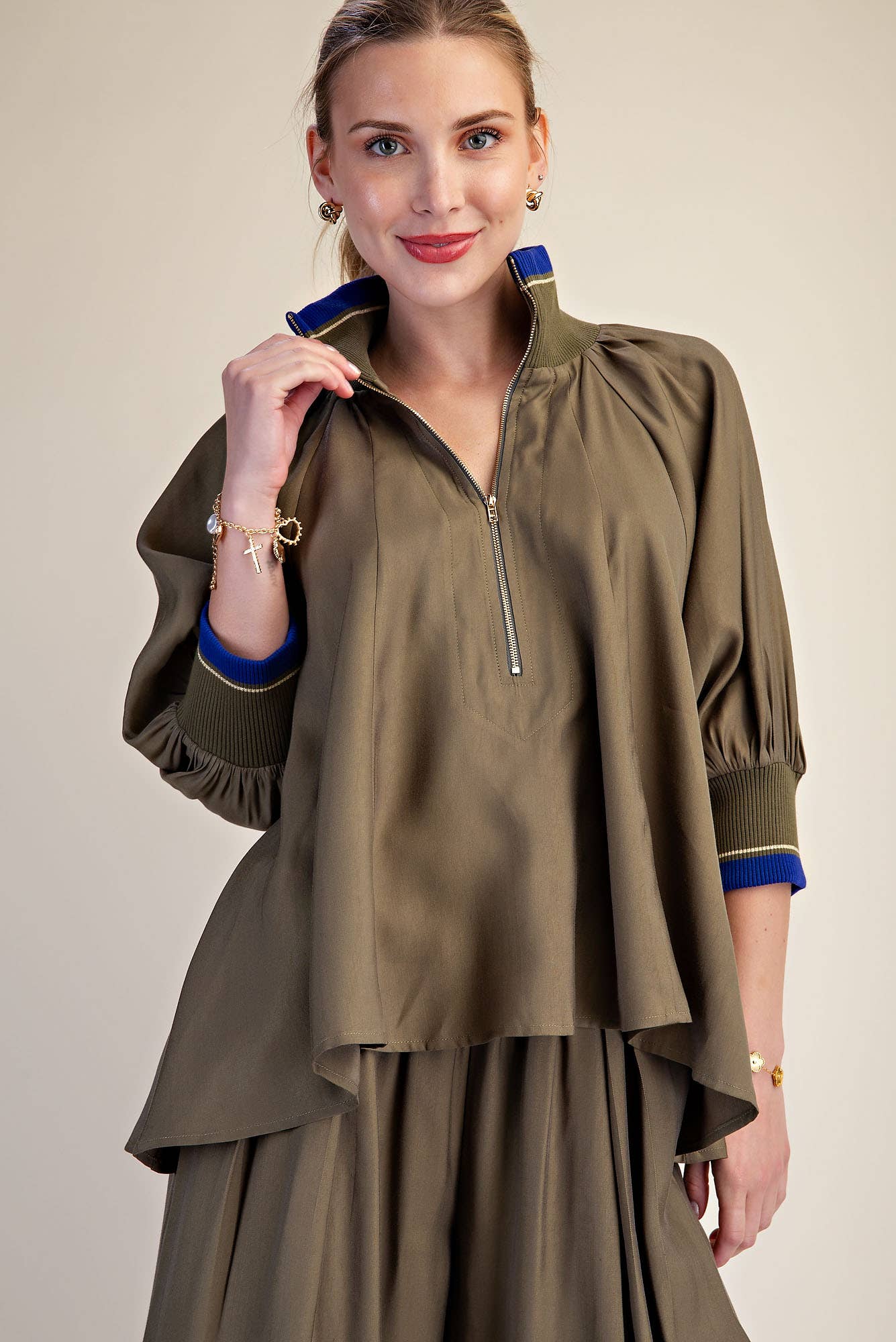 The Willow Blouse: Olive