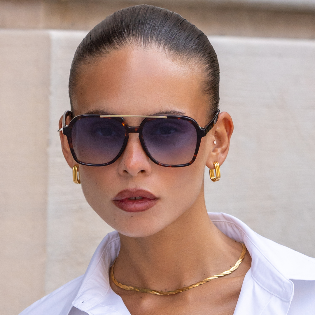 Spencer Unisex Aviator Sunglasses: Tortoise / Blue