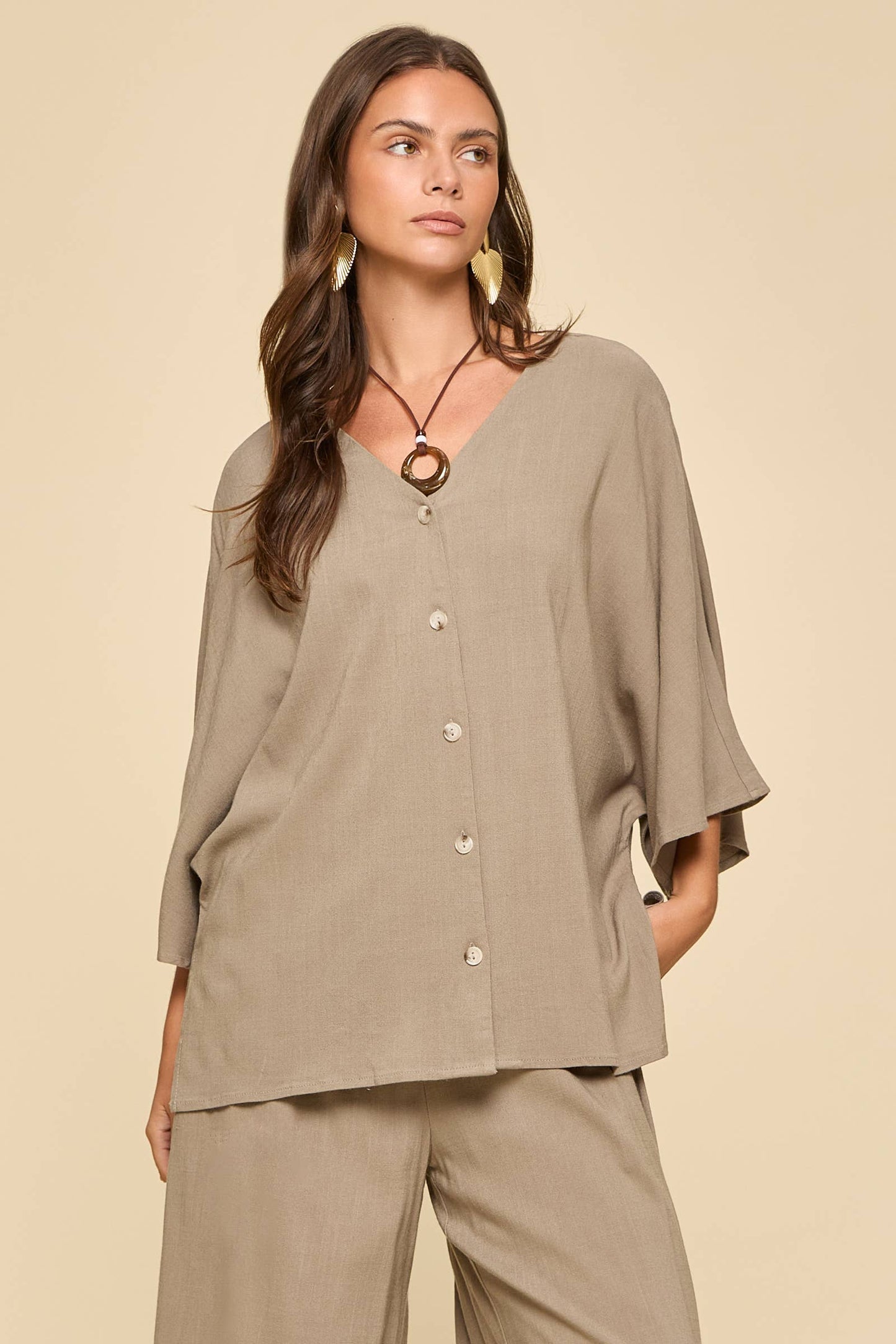 The Sophia Linen Set: Taupe