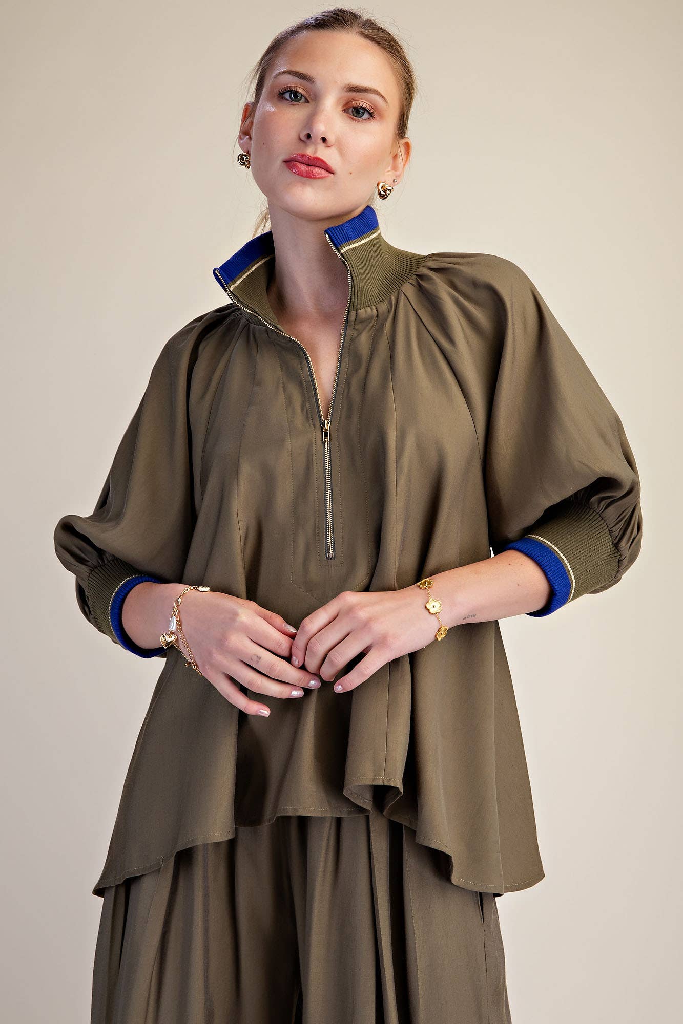 The Willow Blouse: Olive