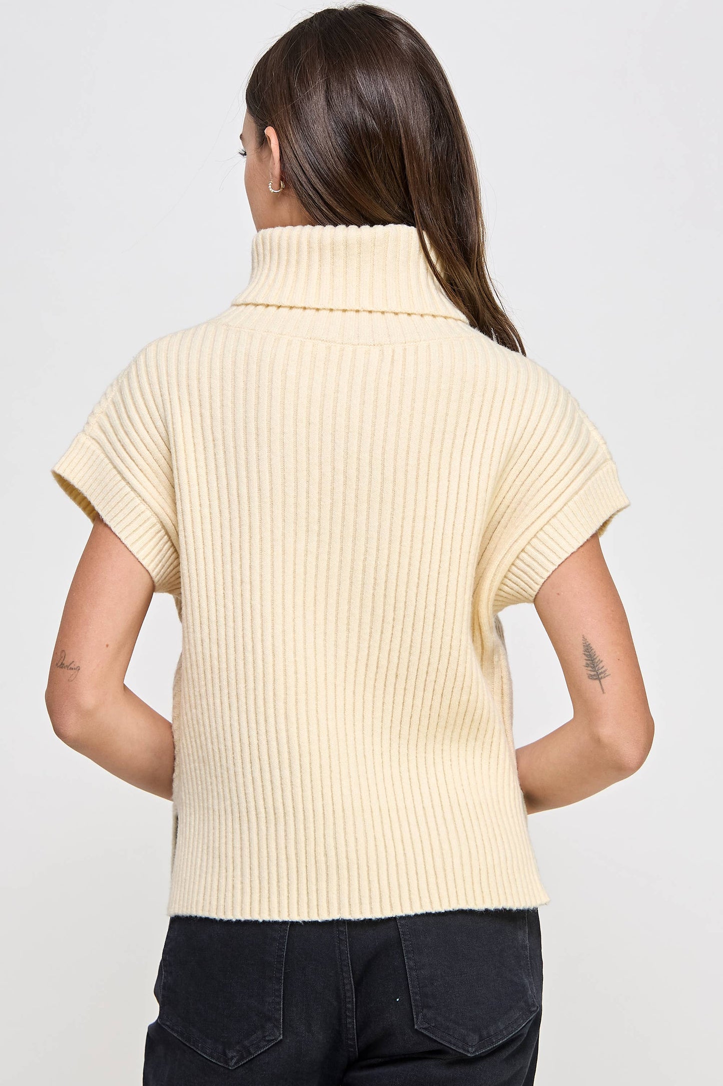 Turtle Neck Sweater - Cream