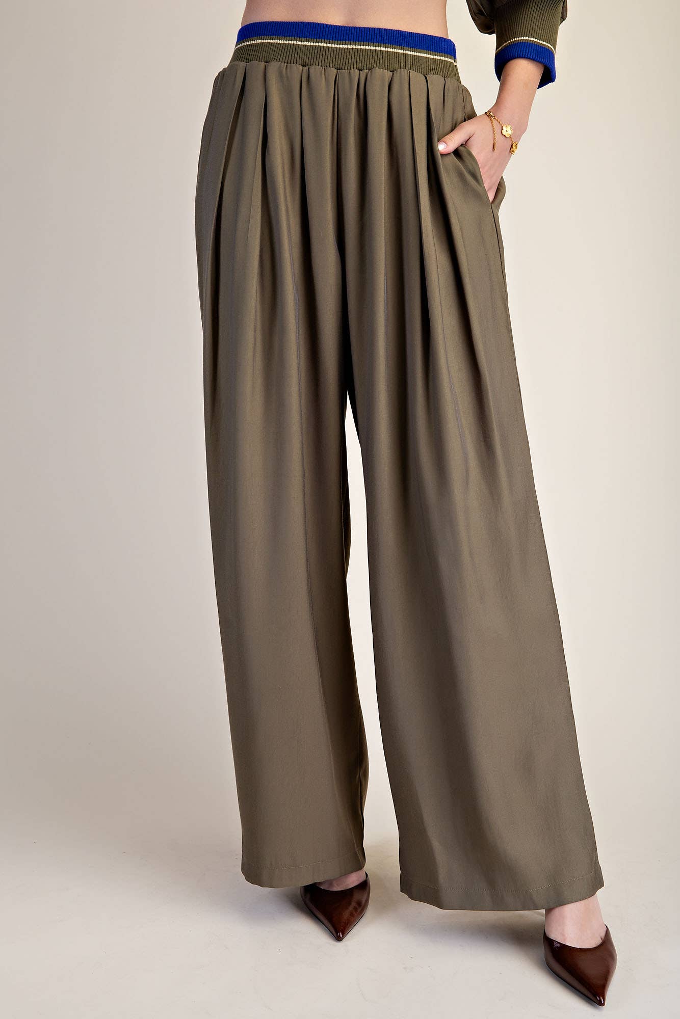 The Willow Pants : Olive
