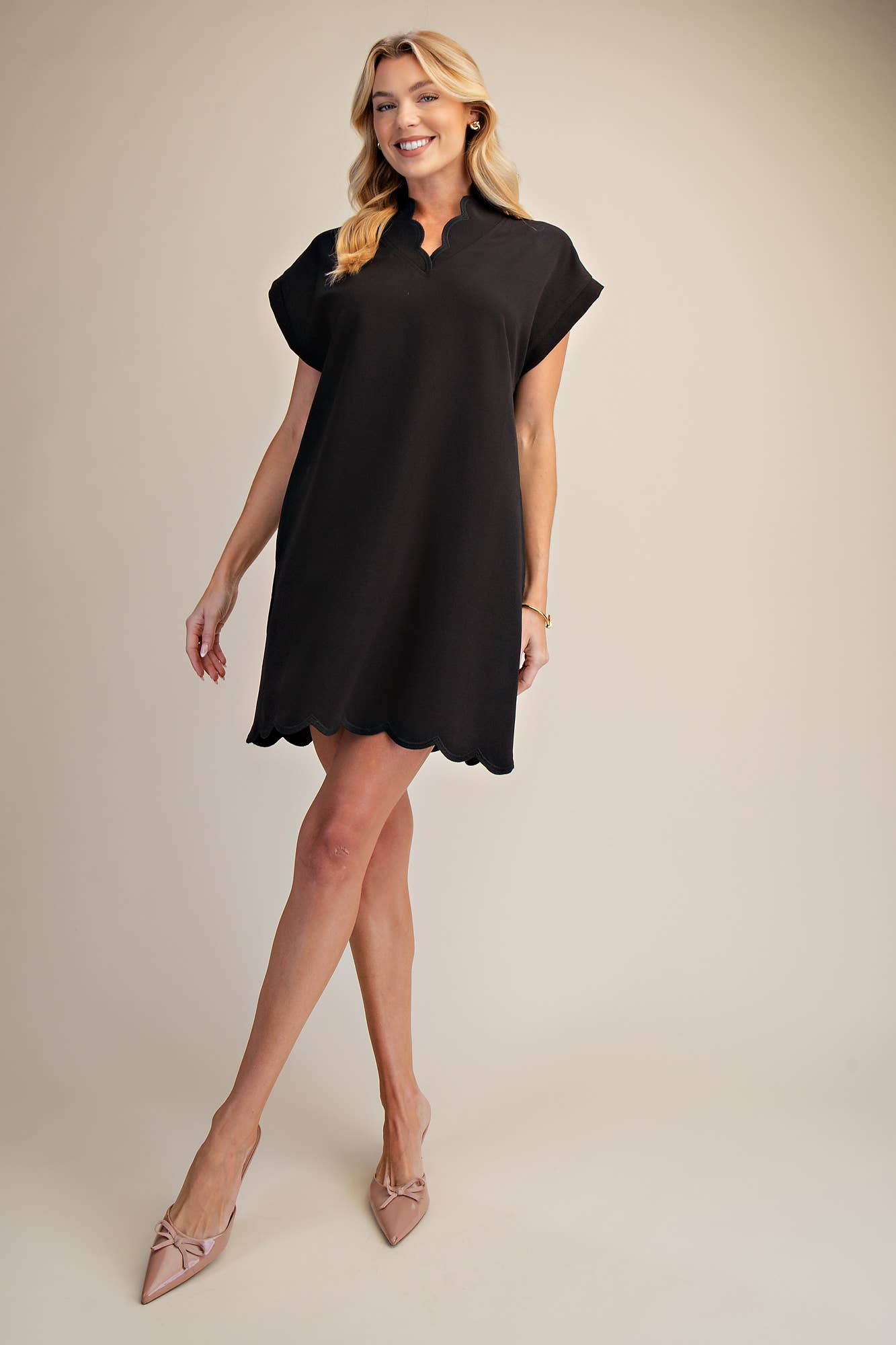 Pretty Scalloped Dress - Black