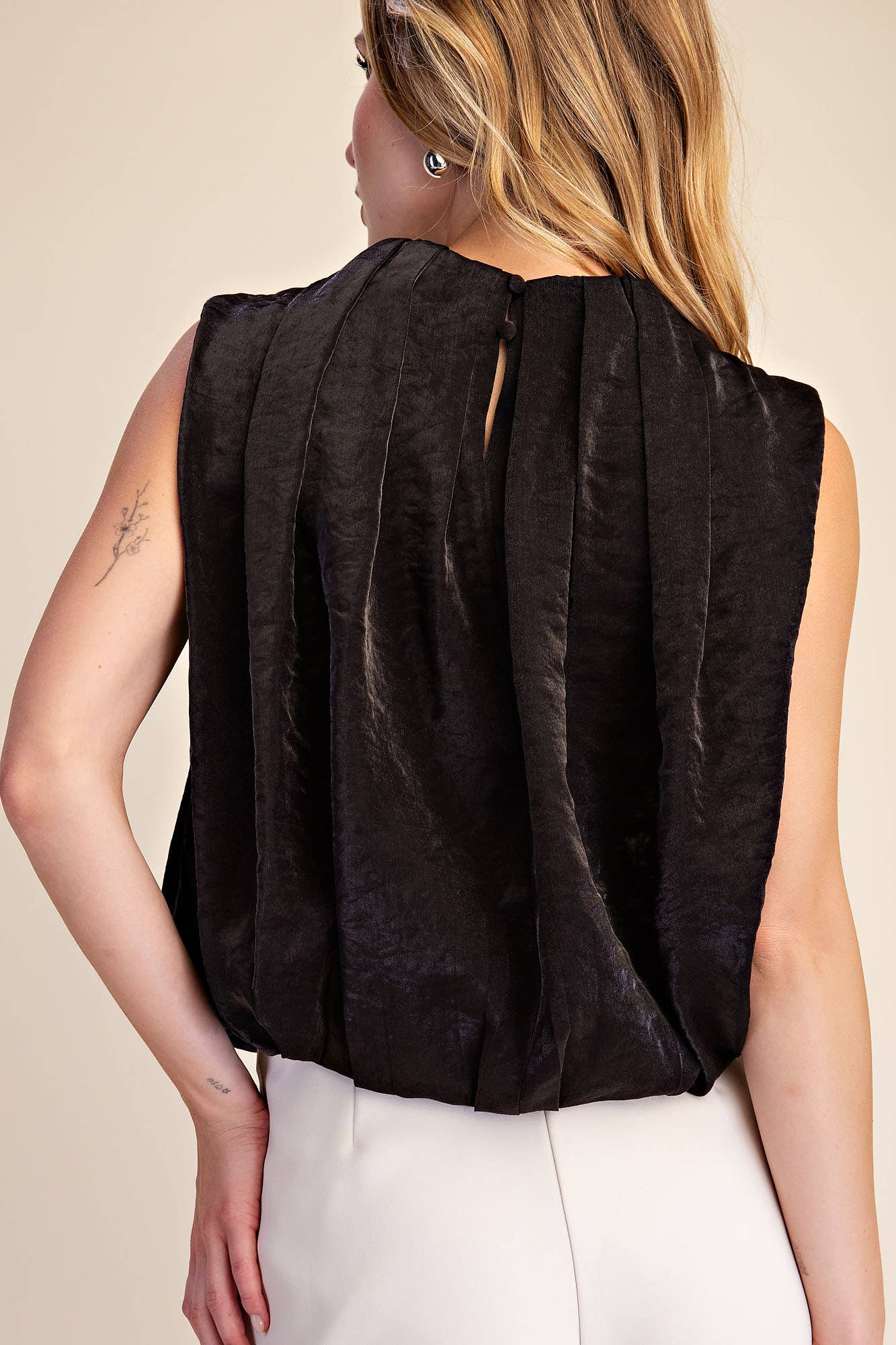 The Becca Balloon Top - Black