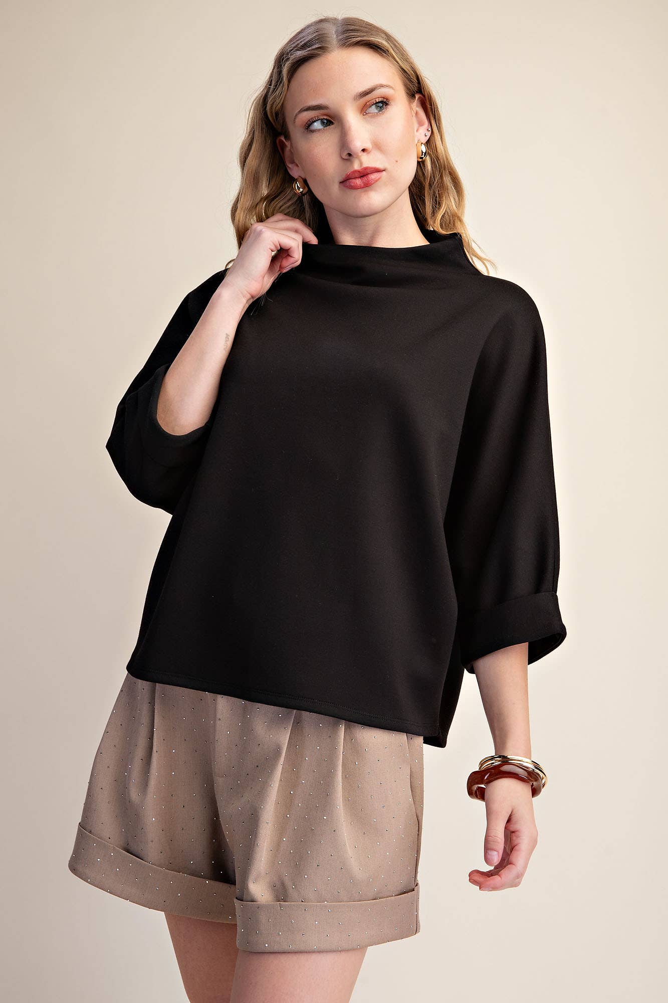 Mock-Neck 3/4 Sleeve Top: Black