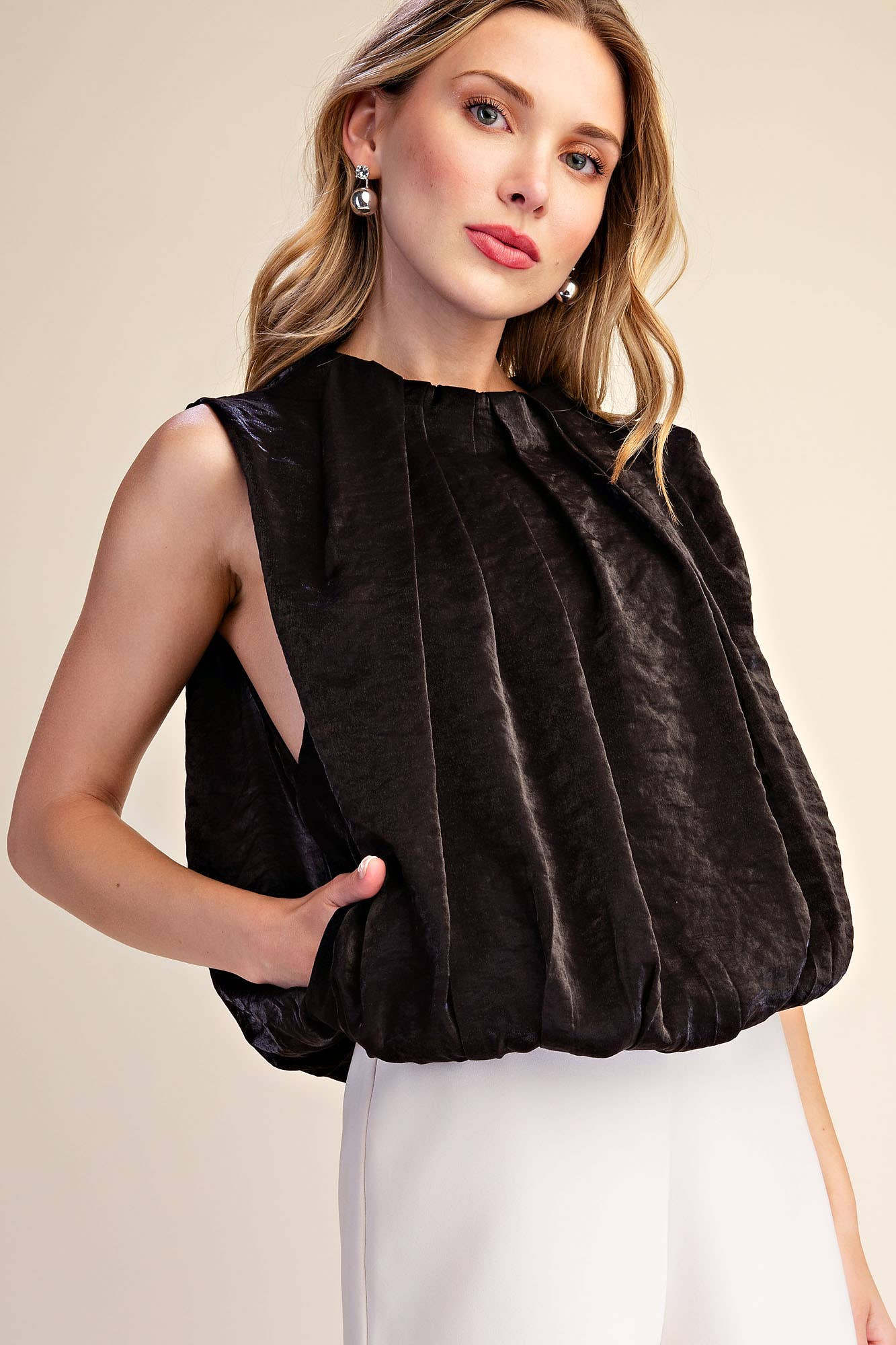 The Becca Balloon Top - Black