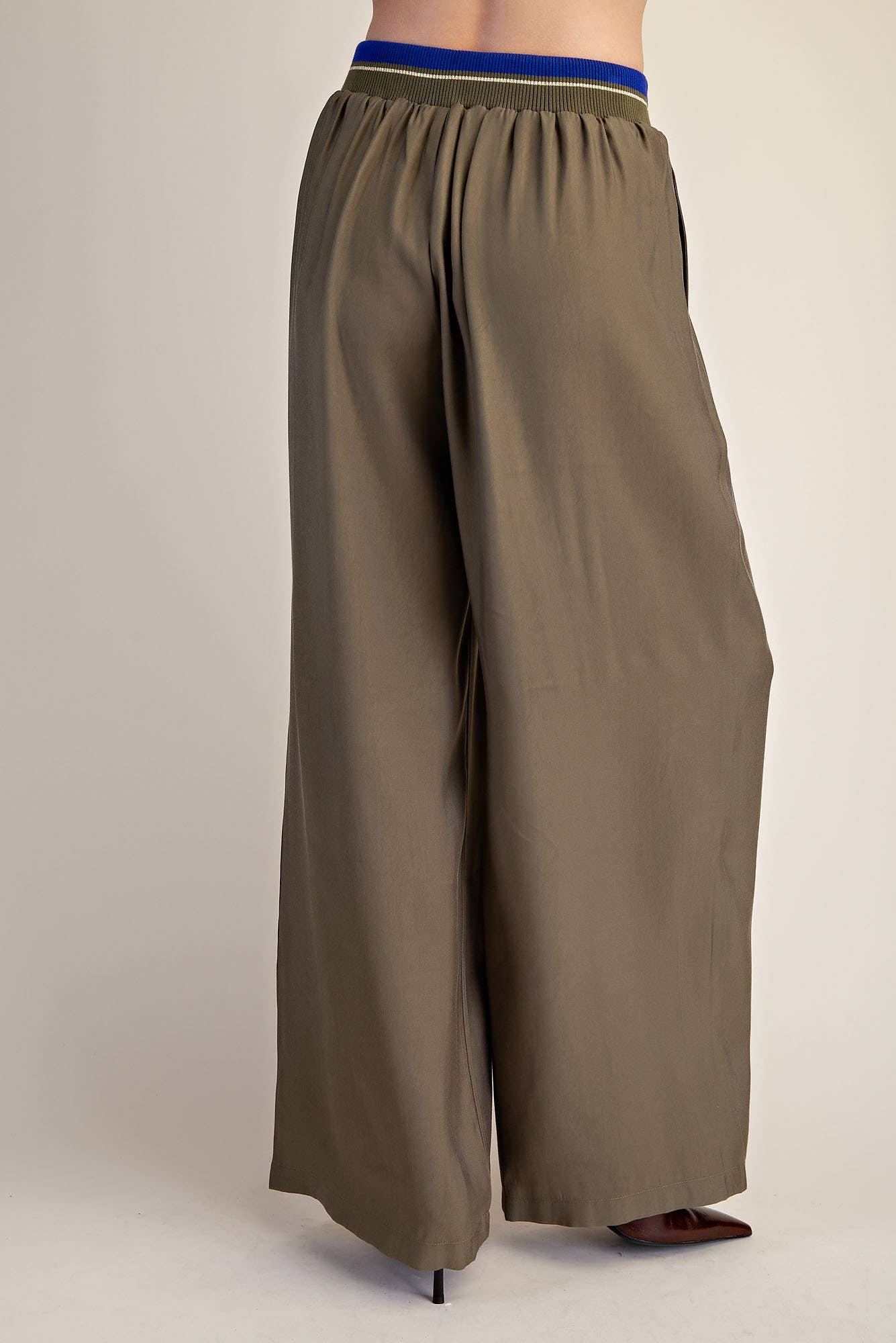 The Willow Pants : Olive